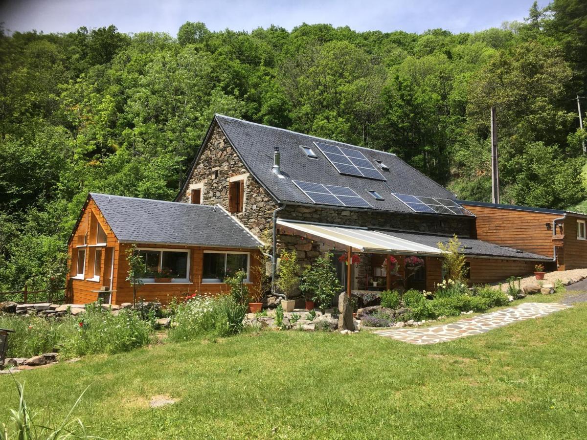Chambres D'Hotes Le Lepadou-Bas Saint-Chély-dʼAubrac エクステリア 写真