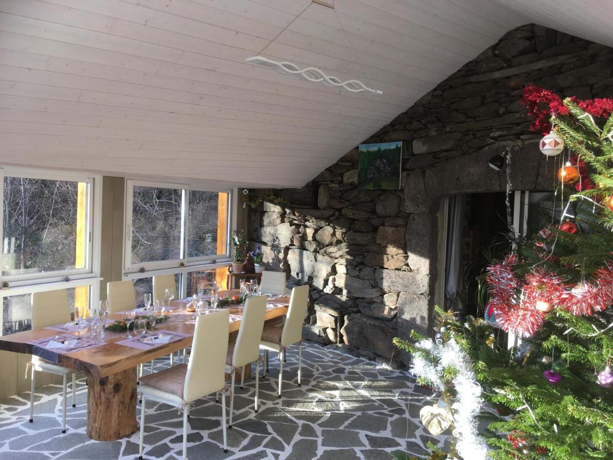 Chambres D'Hotes Le Lepadou-Bas Saint-Chély-dʼAubrac エクステリア 写真