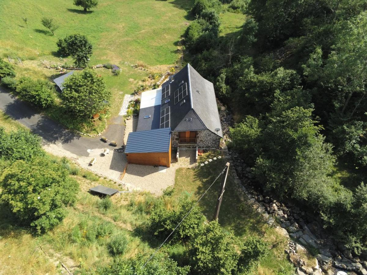 Chambres D'Hotes Le Lepadou-Bas Saint-Chély-dʼAubrac エクステリア 写真