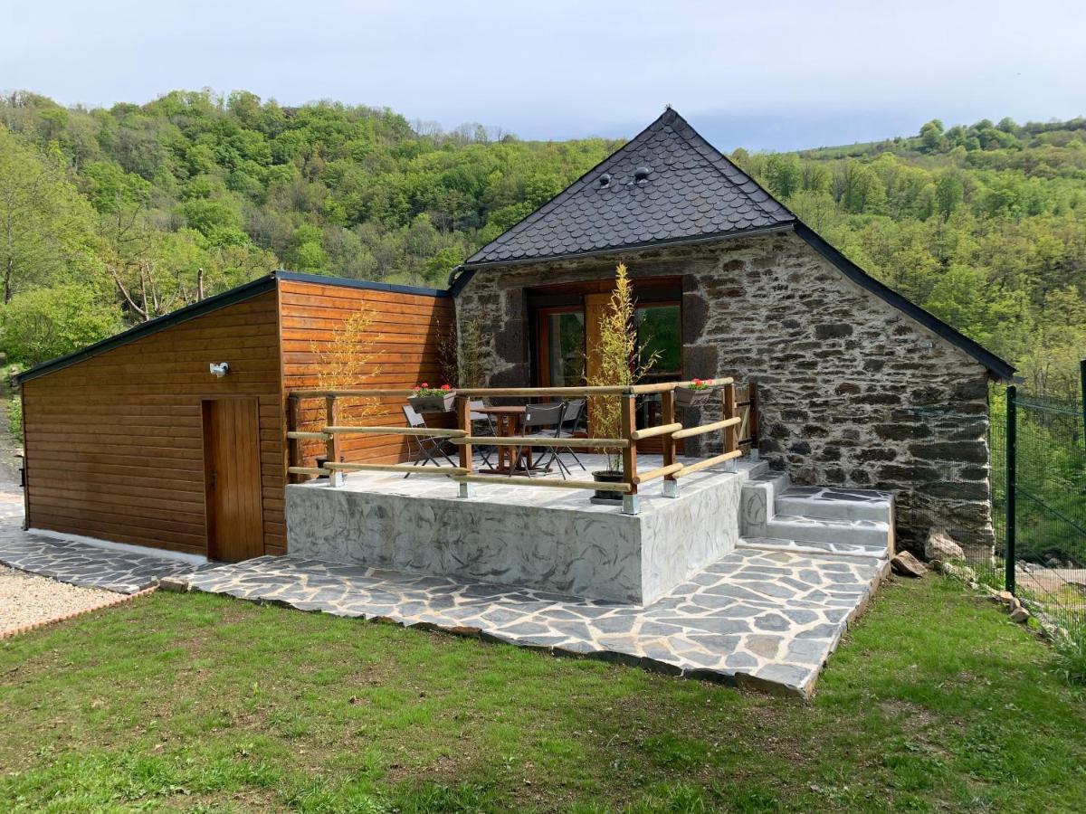 Chambres D'Hotes Le Lepadou-Bas Saint-Chély-dʼAubrac エクステリア 写真